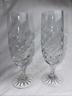 Stunning Heavy Cut Crystal Champagne Flutes - Diamond Pattern - Set of 2